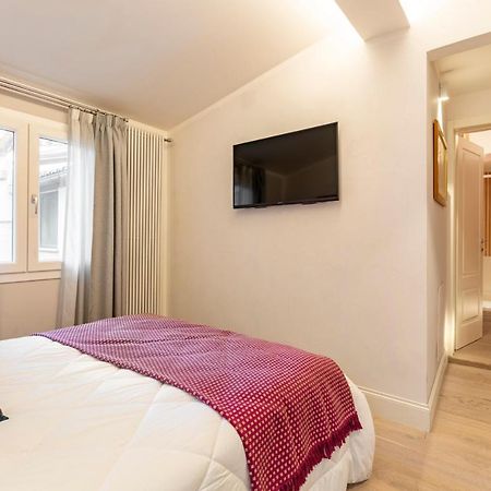 Art Apartment Luxury Sofia Suite Φλωρεντία Εξωτερικό φωτογραφία