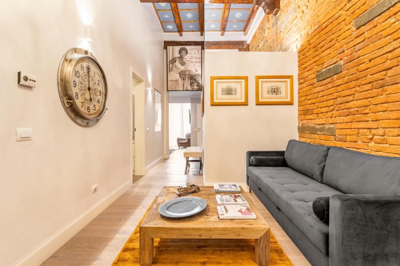 Art Apartment Luxury Sofia Suite Φλωρεντία Εξωτερικό φωτογραφία